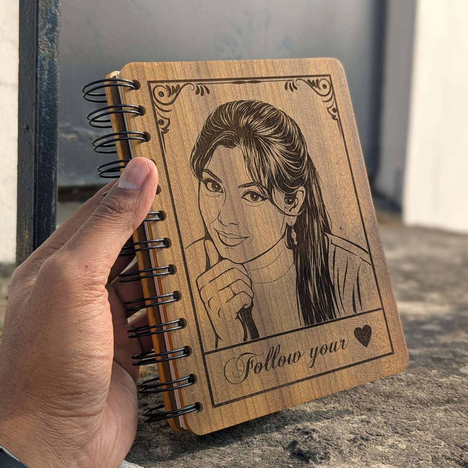 Customize your own wooden notebook - Image 12