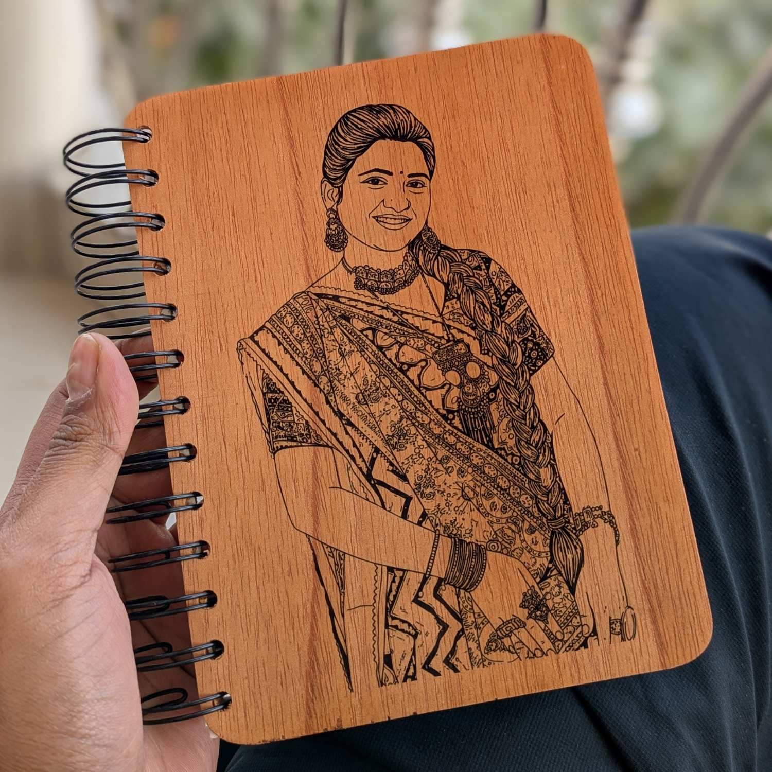 Customize your own wooden notebook - Image 14