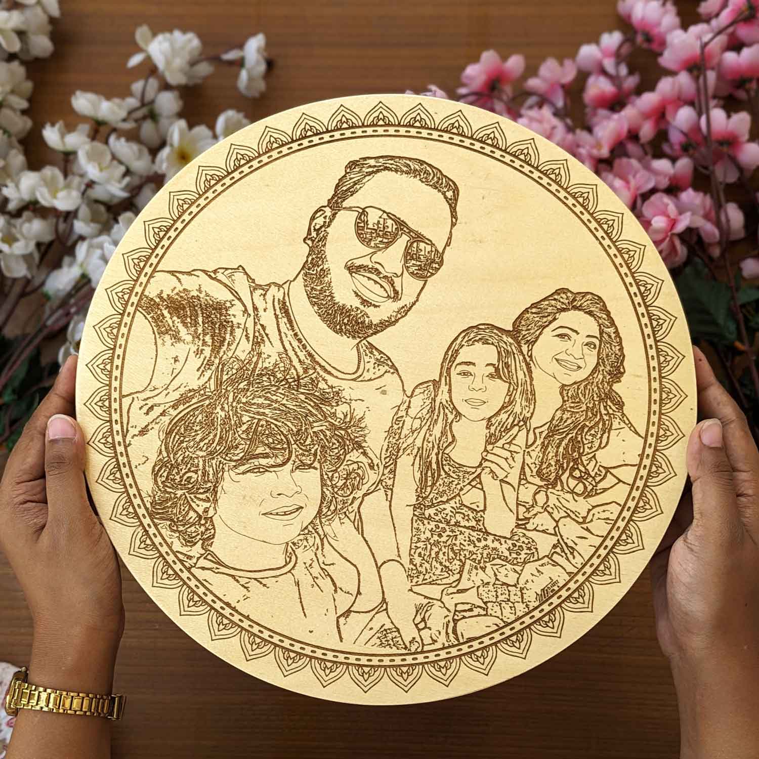 Circle of Love - Personalized Wooden Family Portrait Frame - Image 6