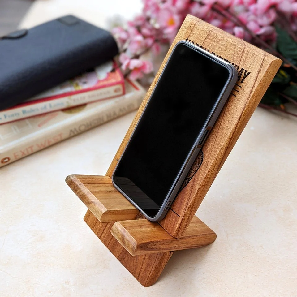 Engraved Wooden Mobile Phone Stand | Personalized Gift For Mom & Dad - Image 3