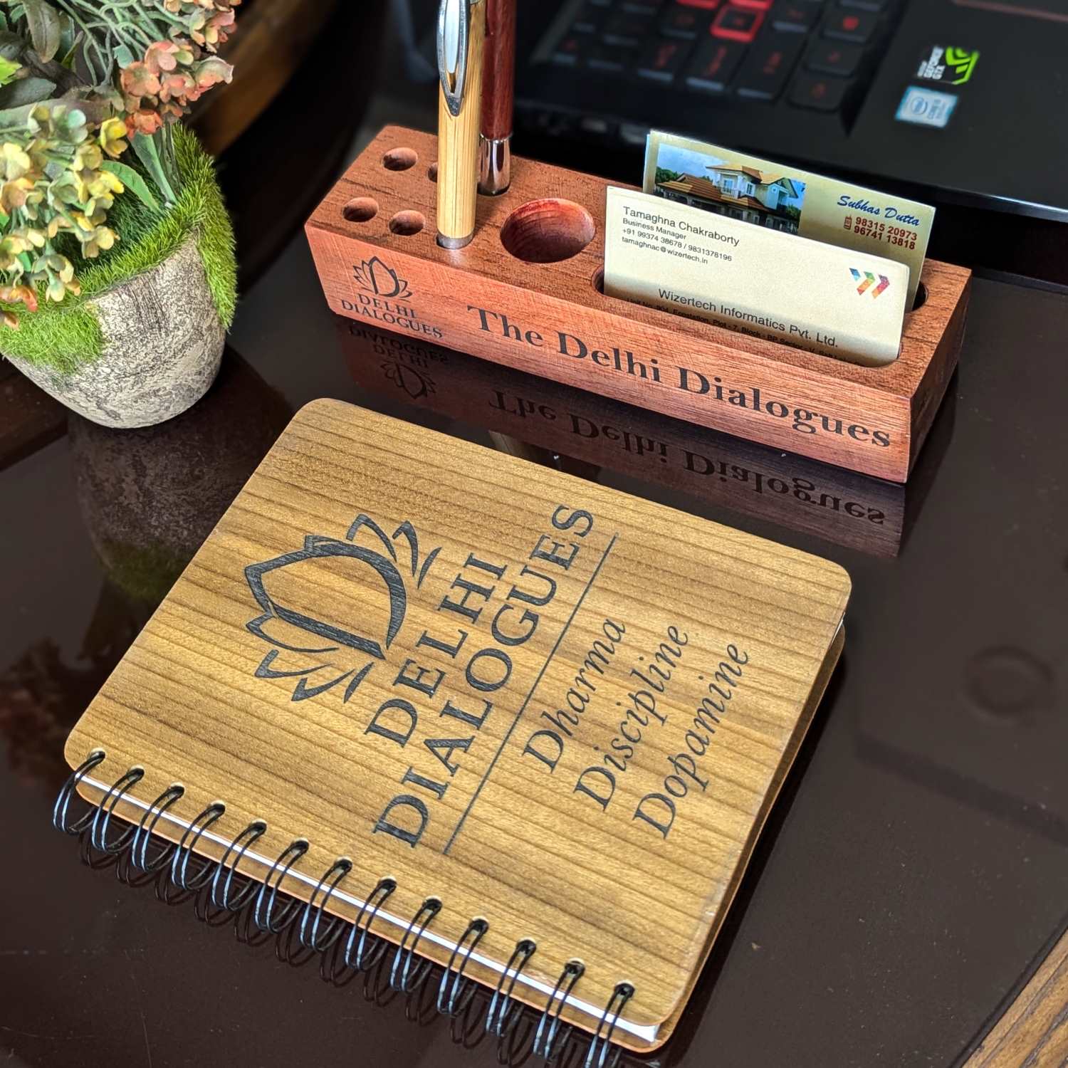 Executive Essentials: Personalized Wooden Diary & Pen Stand Set - Image 3