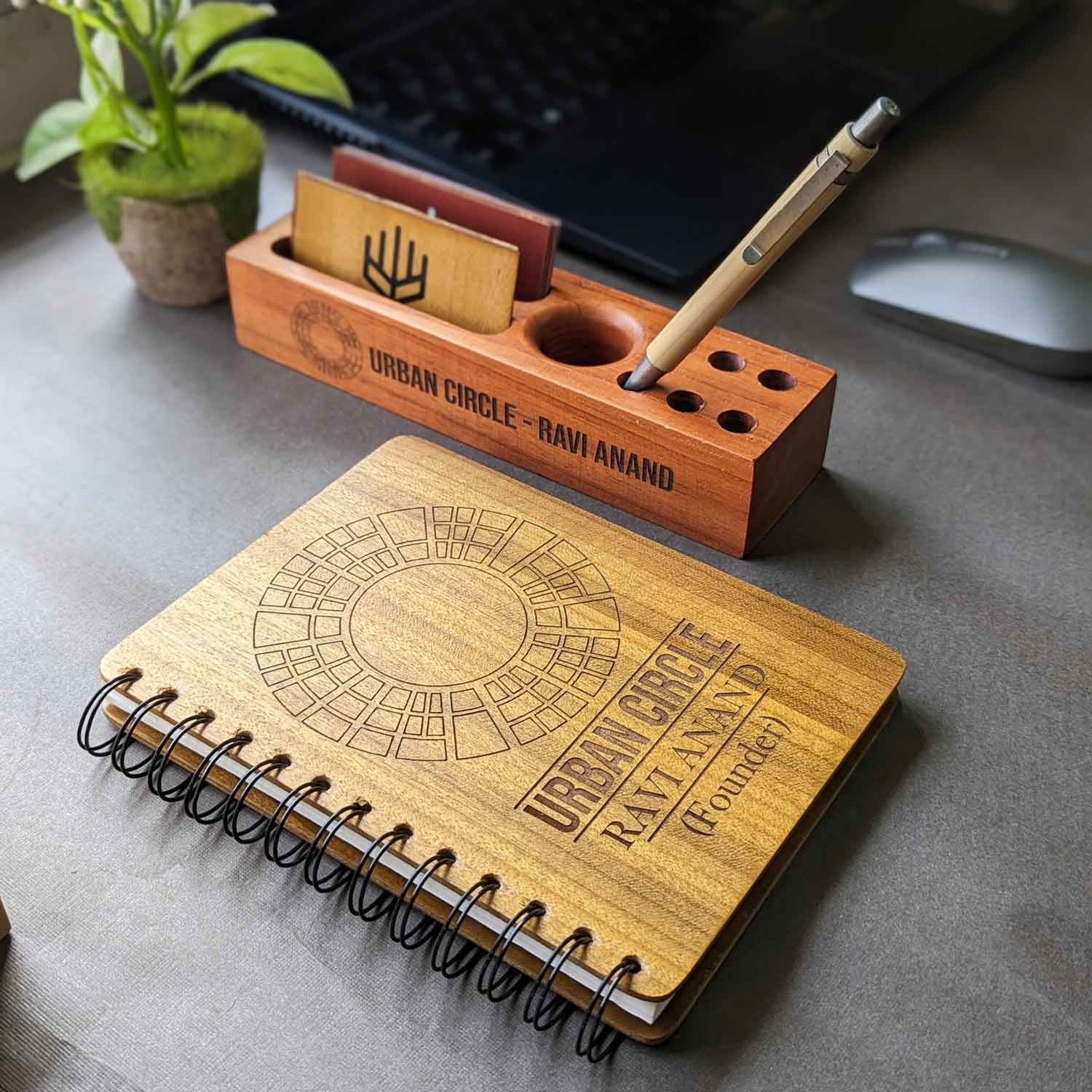 Executive Essentials: Personalized Wooden Diary & Pen Stand Set - Image 4