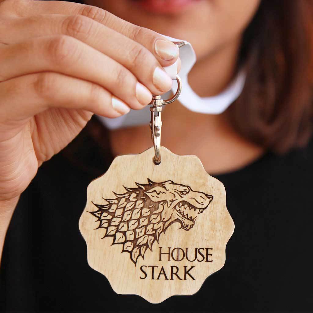 Game Of Thrones: House Stark, Lannister, Targaryen Wooden Medal - Image 2