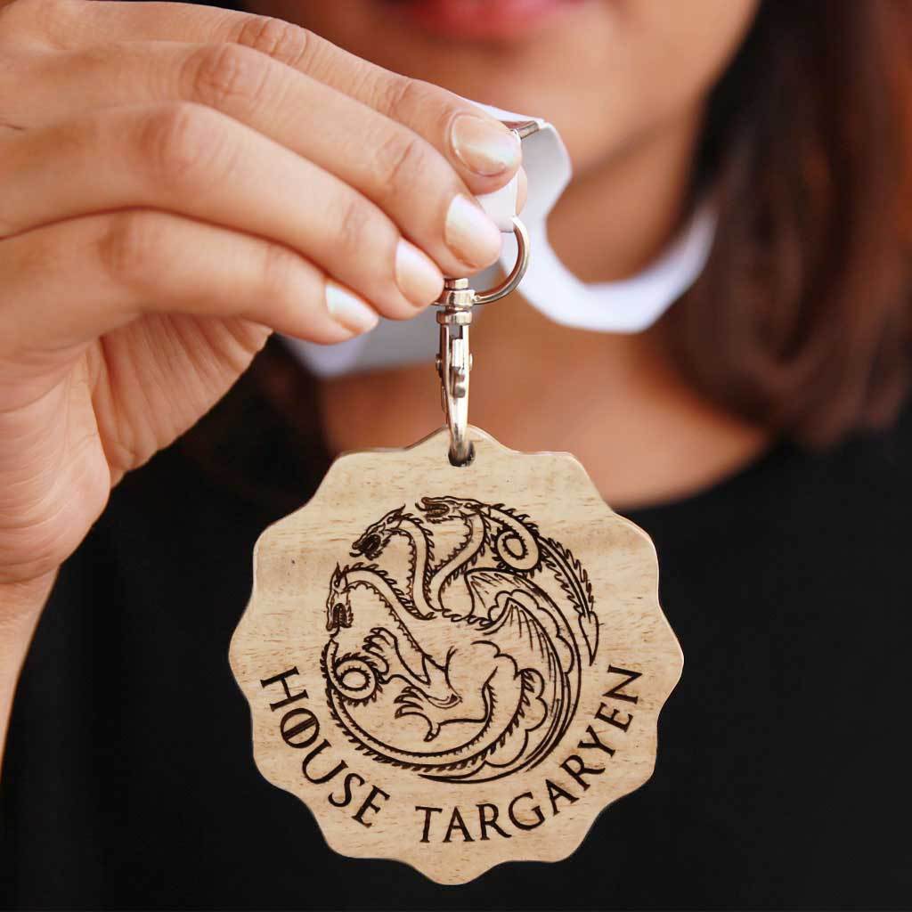 Game Of Thrones: House Stark, Lannister, Targaryen Wooden Medal - Image 6