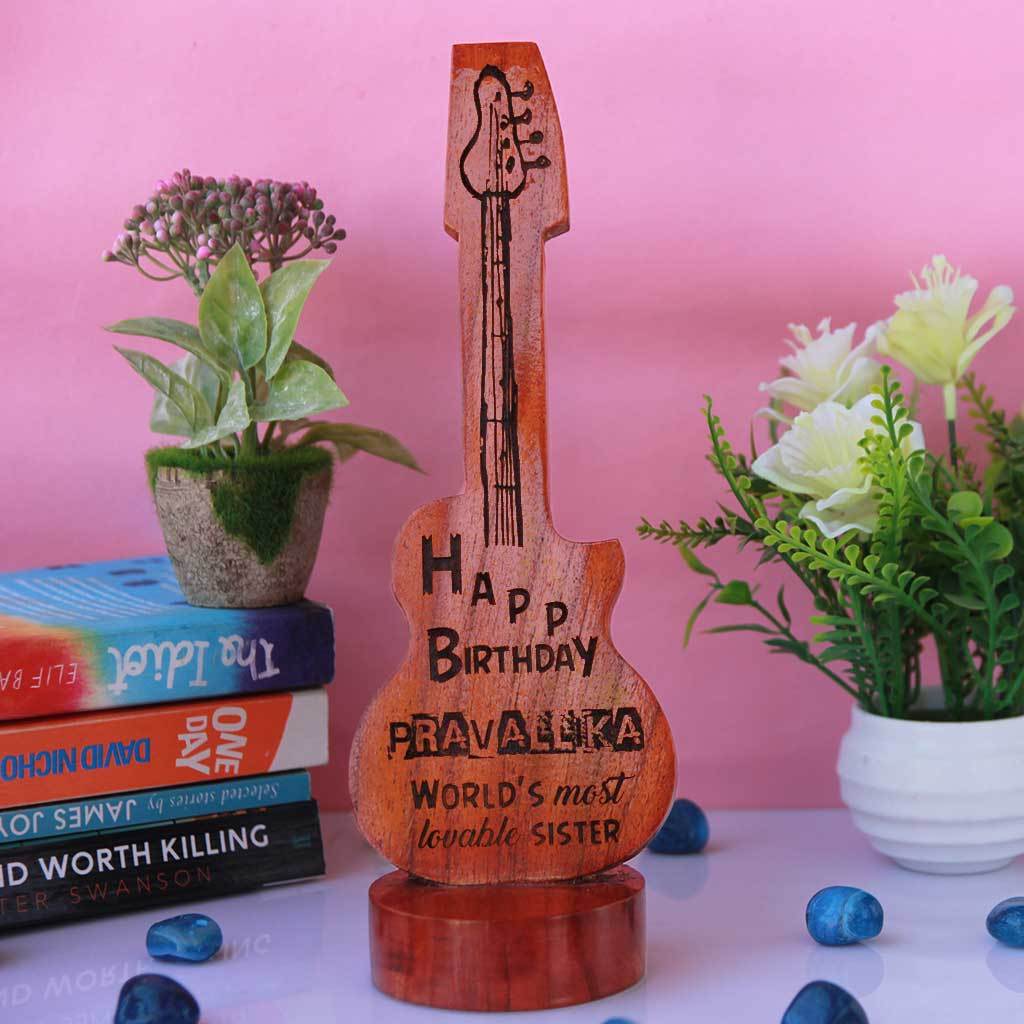 Happy Birthday : Personalized Wooden Plaque For Sister