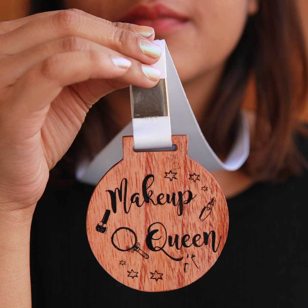 Makeup Queen Wooden Medal - Image 2