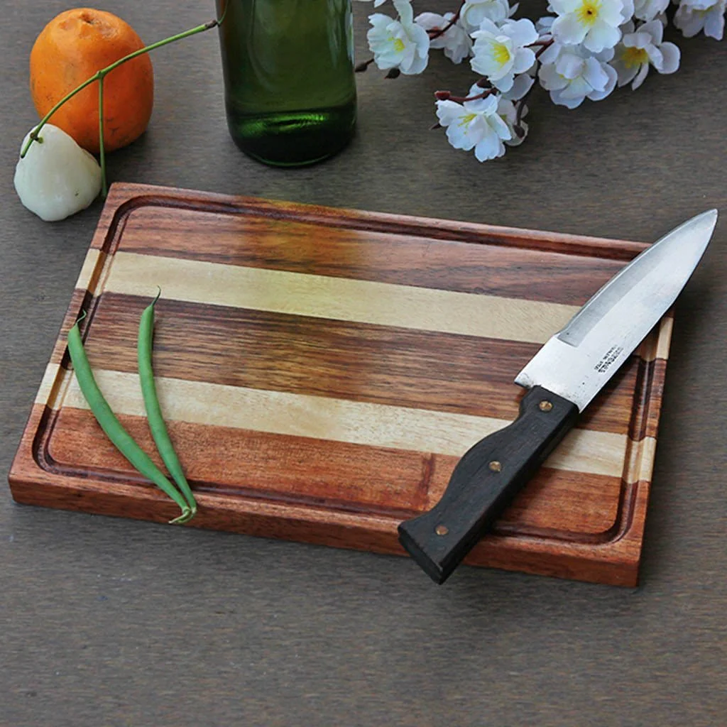Mumma's Kitchen Personalized Wooden Chopping Board - Image 2