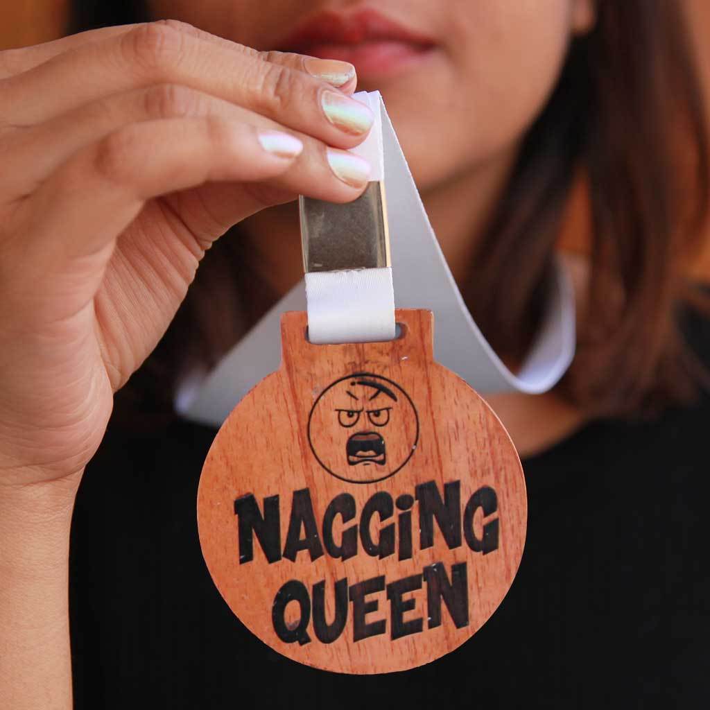Nagging Queen Wooden Medal - Image 2