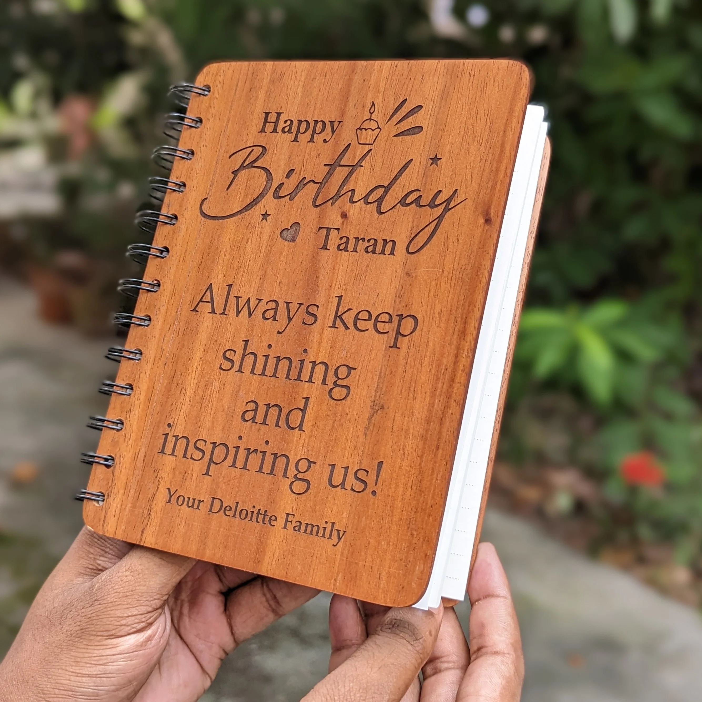 Engraved Wooden Diary for Boss & Office Colleagues | Personalised Corporate Gifts - Image 10