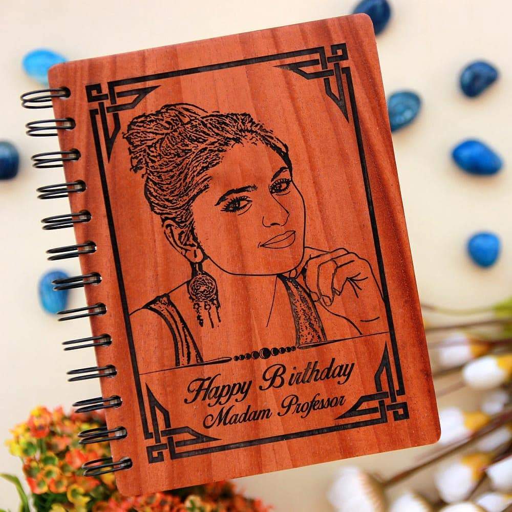 Personalized Wooden Birthday Diary | A Gift Full of Memories - Image 3