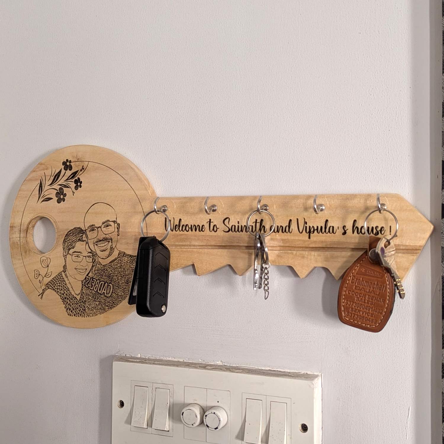 Personalized Portrait Key Hanger | Engraved Wooden Key Holder for Home - Image 3