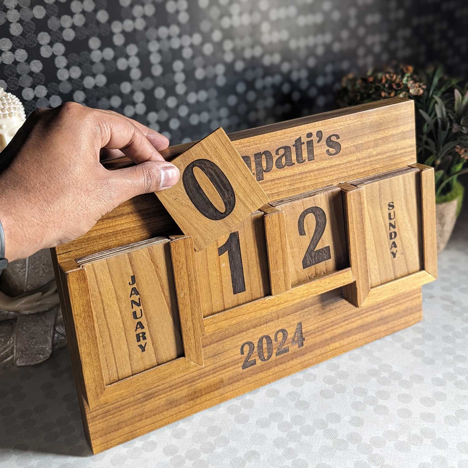 Wooden Perpetual Desk Calendar | Customizable Corporate Gift - Image 3