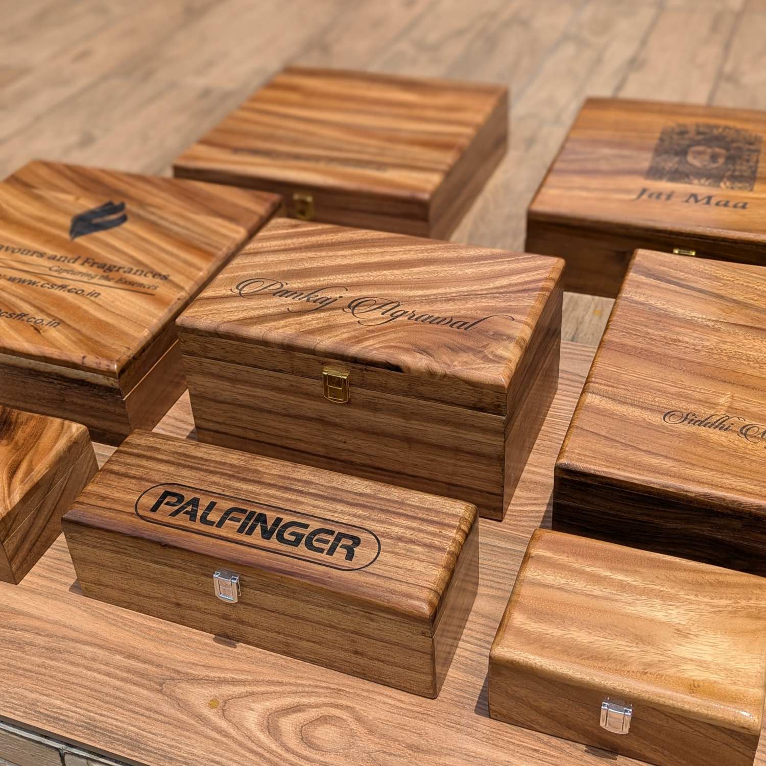 Large Premium Teak Wood Box With Custom Engraving | 17 x 10 x 5 inch - Image 7