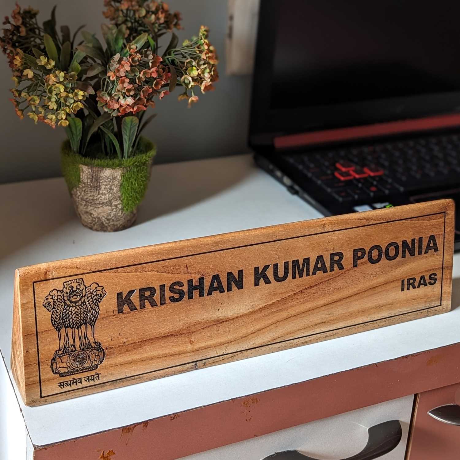 Professional Customized Triangular Desk Nameplate | Engraved with Logo & Designation - Image 8
