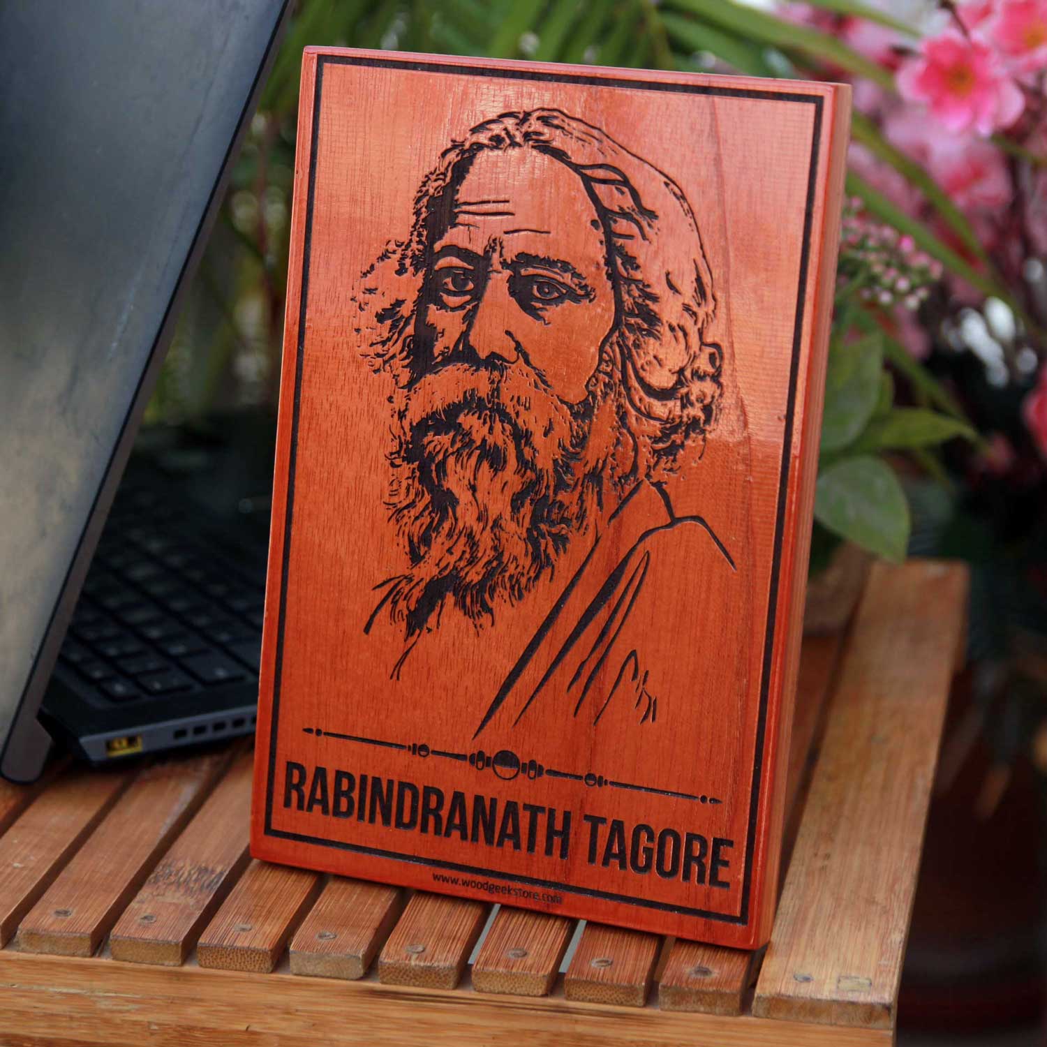 Rabindranath Tagore Engraved Wood Plaque - Image 3