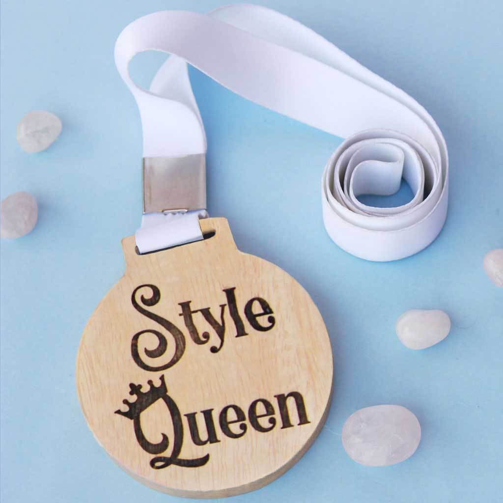Style Queen Wooden Medal