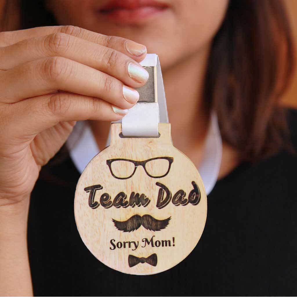 Team Dad! Sorry Mom Wooden Medal - Image 2