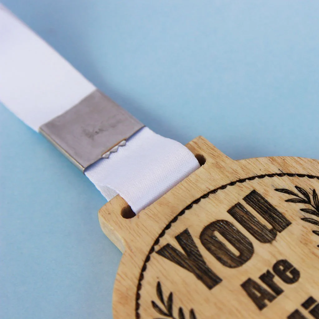 Team Mom! Sorry Dad Wooden Medal - Image 3