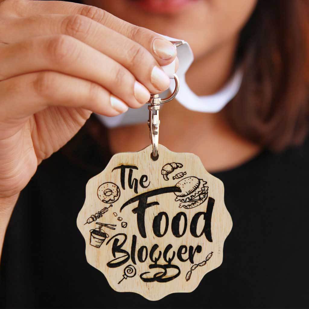 The Food Blogger Wooden Medal - Image 2