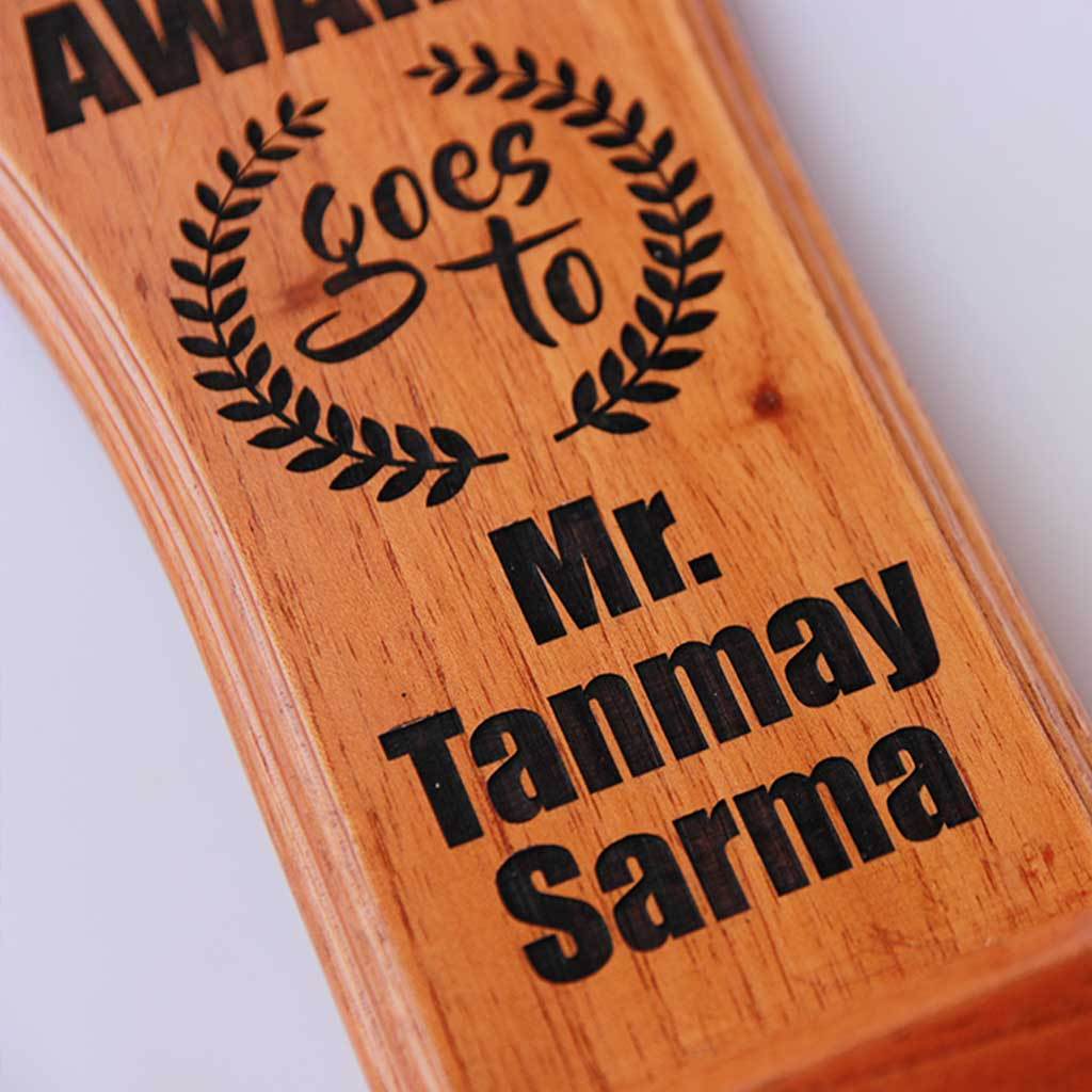 Best Manager Wooden Award Standee - Image 3