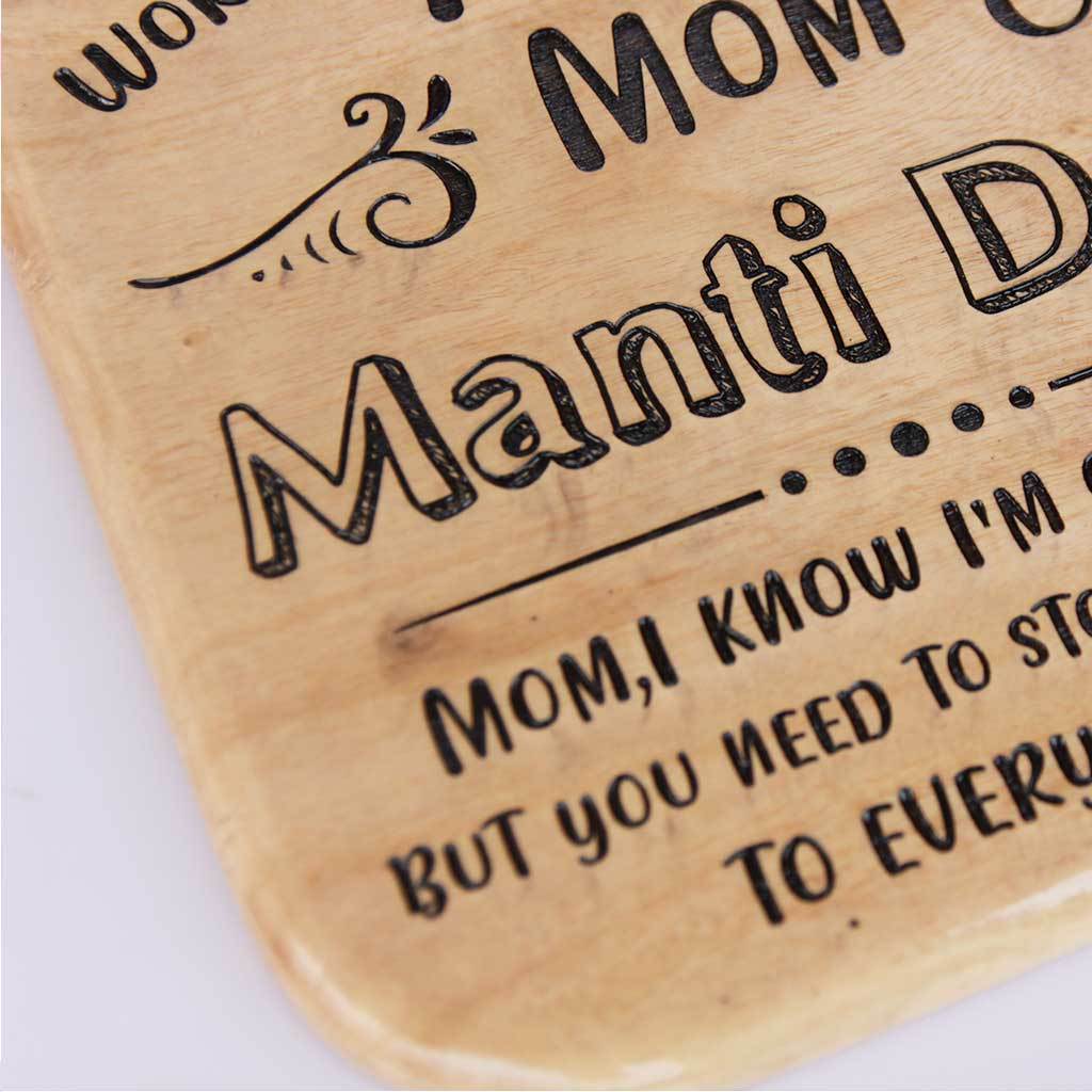 World's Proudest Mom Wooden Award Plaque - Image 3